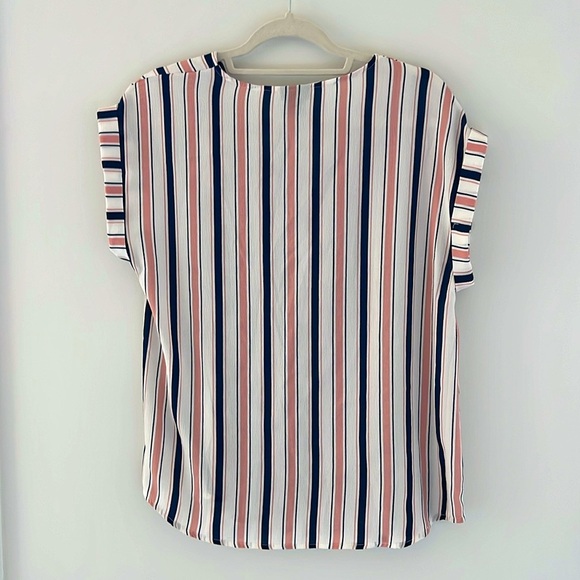 Women’s Striped V-Neck Top size L - Picture 2 of 5